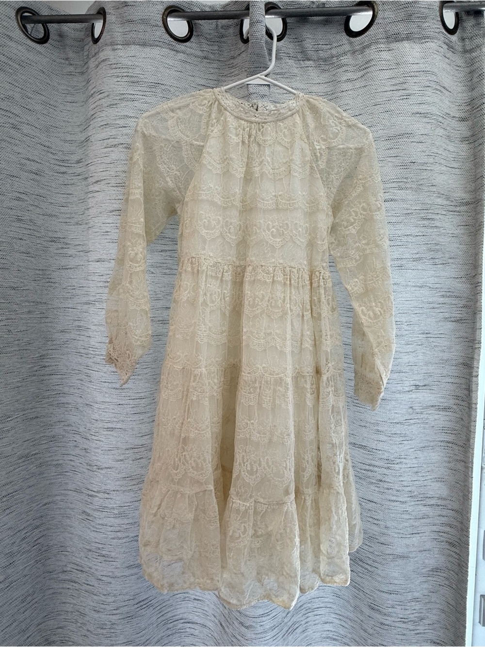 Zara Cream Lace Long-Sleeve Tiered Dress